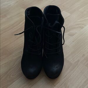 Stylish Black Women's Boots